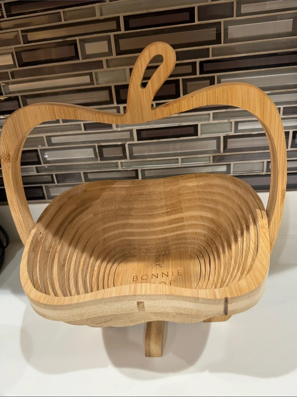 Apple-Shaped wood Decorative Basket in Light Brown